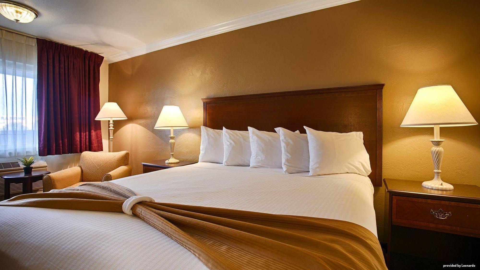 Days Inn & Suites By Wyndham Lodi Room photo